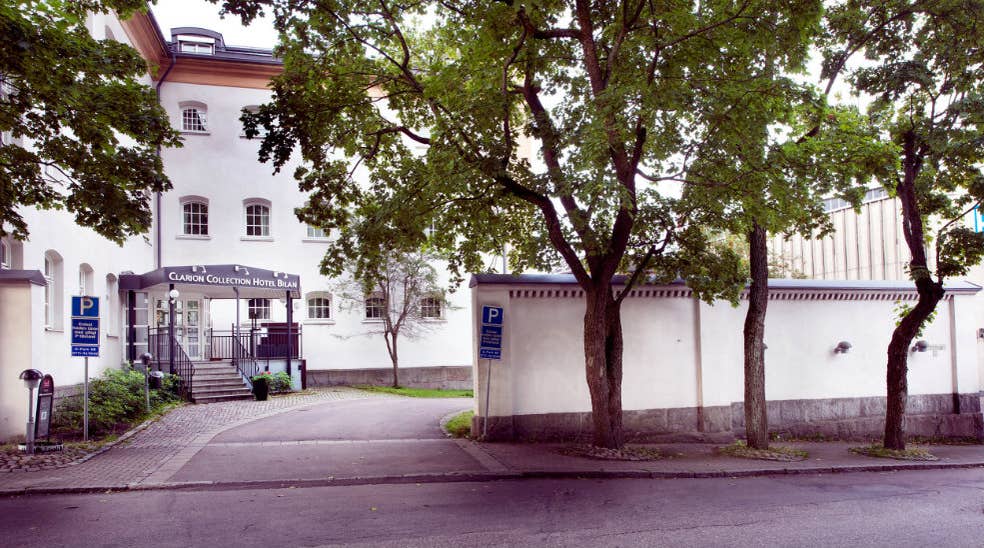 Main entrance at Bilan Hotel in Karlstad