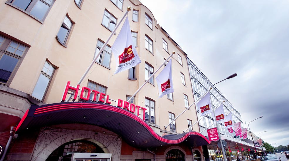 The facade of the Drott Hotel in Karlstad