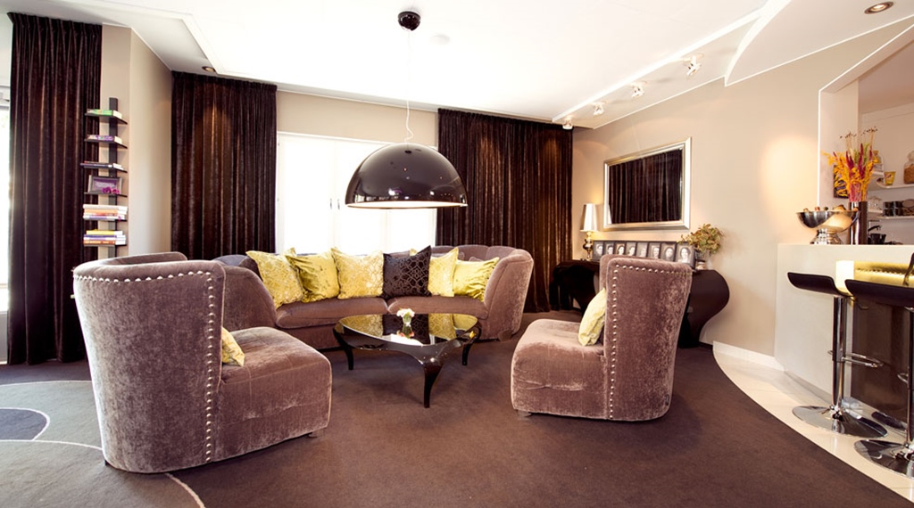 Elegant and well-designed lounge with comfortable furniture at Tapto Hotel Stockholm