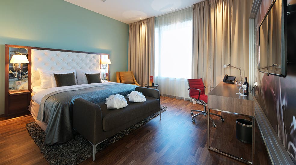 Large and stylish suite at Arlanda Hotel in Stockholm